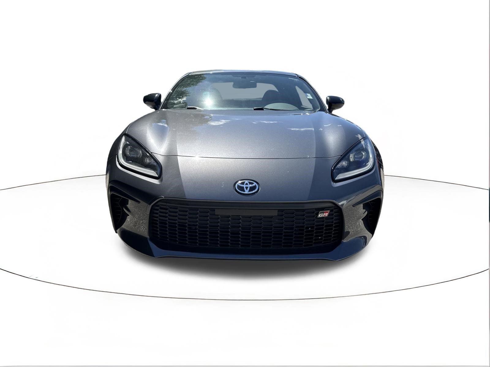 Used 2022 Toyota GR86 RWD image 8