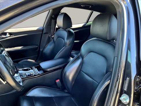 Used 2022 Kia Stinger GT-Line RWD image 21