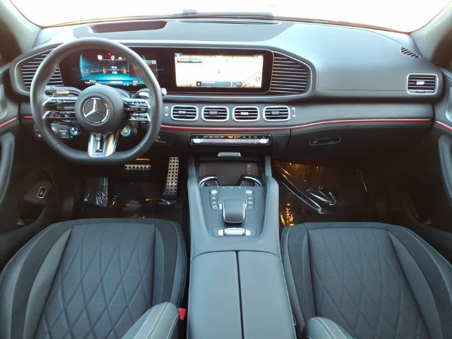 Certified 2025 Mercedes-Benz GLS 63 AMG 4MATIC image 4