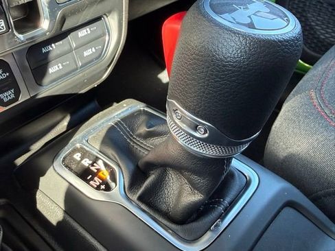 New 2025 Jeep Wrangler Unlimited Rubicon image 22