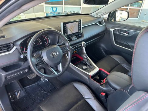 Used 2020 Toyota RAV4 TRD Off-Road AWD/4WD image 9