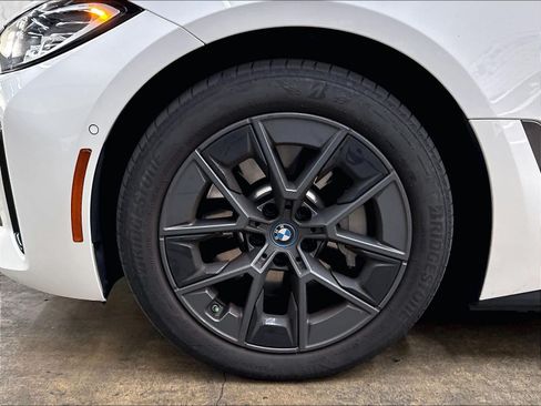 Used 2023 BMW i4 eDrive40 w/ Premium Package RWD image 12
