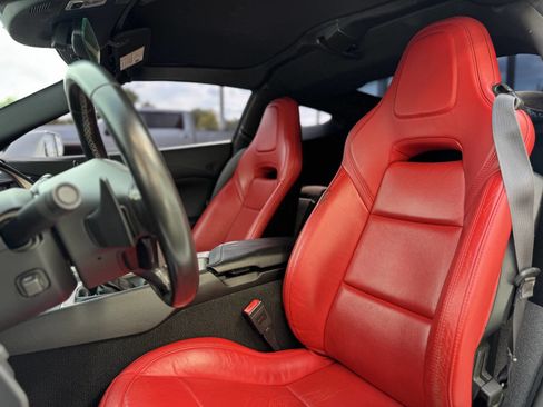 Used 2014 Chevrolet Corvette Stingray Coupe RWD image 16