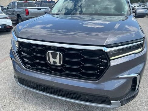 Used 2024 Honda Pilot Elite image 7