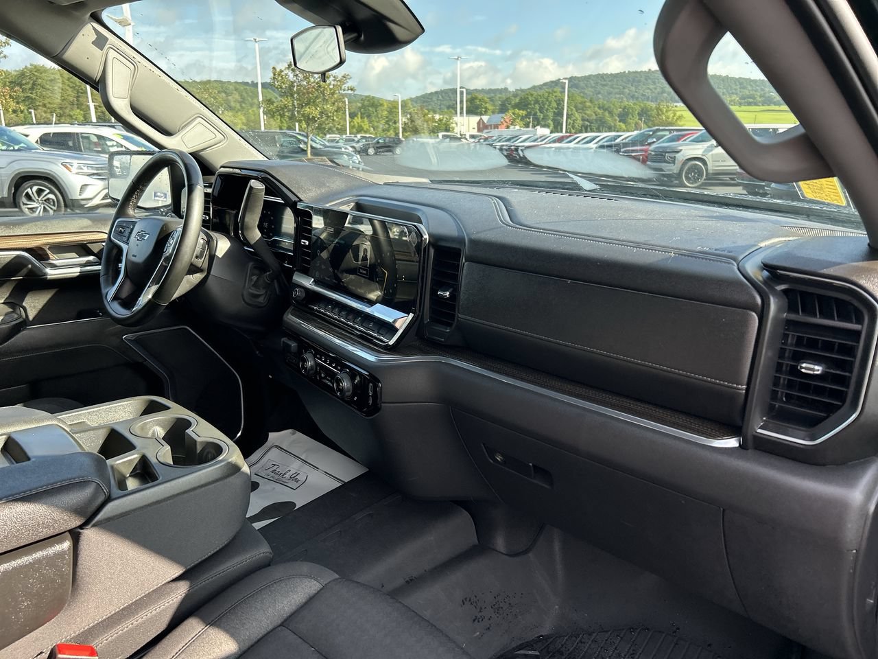 Used 2023 Chevrolet Silverado 1500 RST AWD/4WD image 16