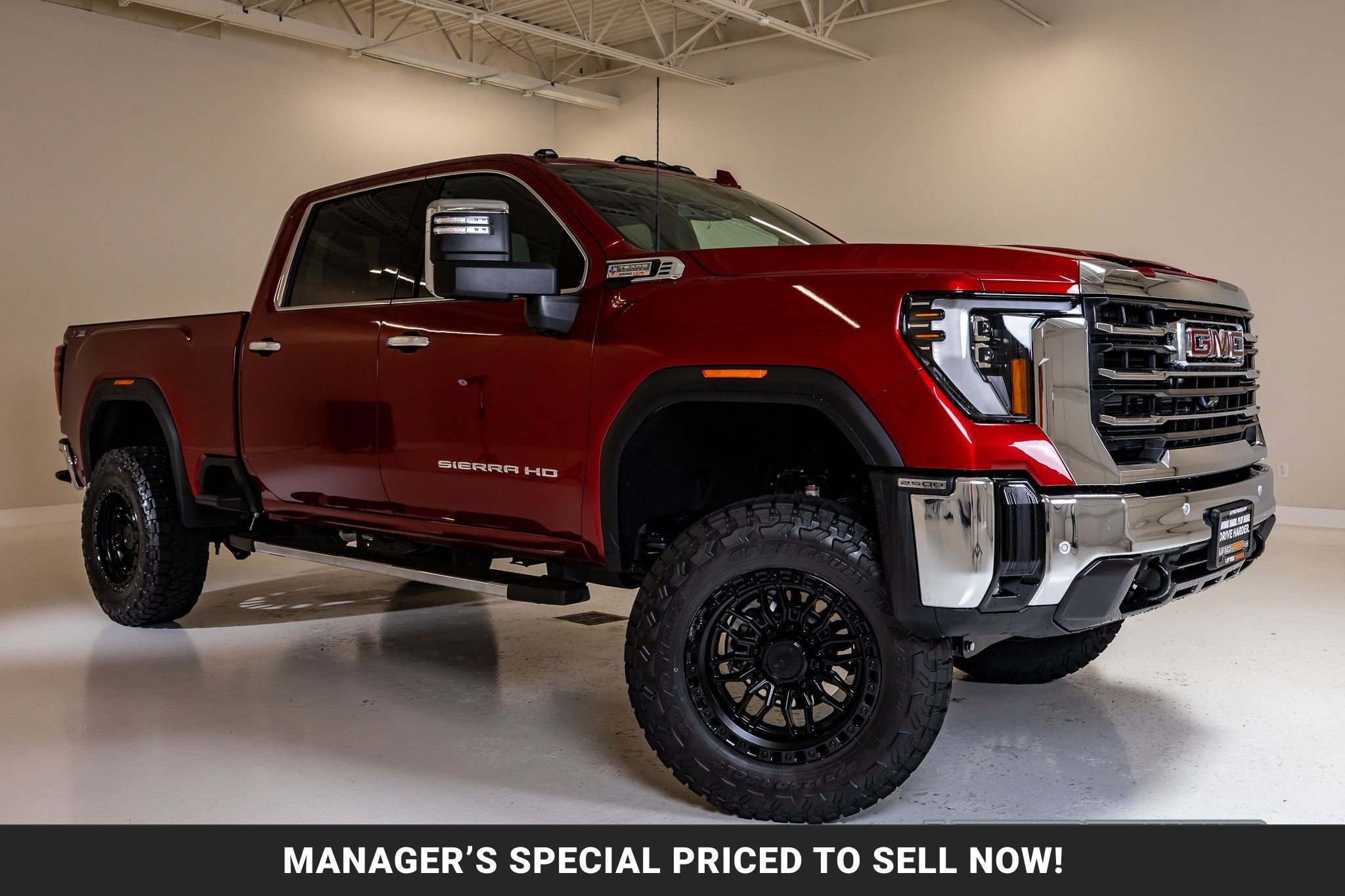Used 2026 GMC Sierra 2500 SLT w/ Texas SLT Premium Package AWD/4WD image 1