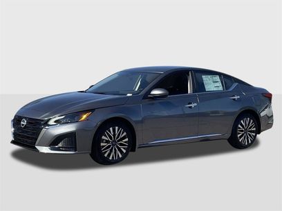 New 2025 Nissan Altima 2.5 SV