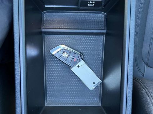 Used 2021 BMW 330i Sedan w/ Convenience Package image 39