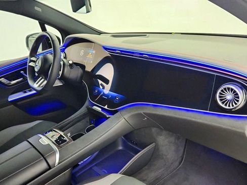 Used 2024 Mercedes-Benz EQE AMG 4MATIC SUV w/ AMG Dynamic Plus Package image 26