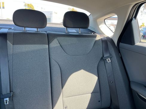 Used 2025 Kia K4 FWD image 38