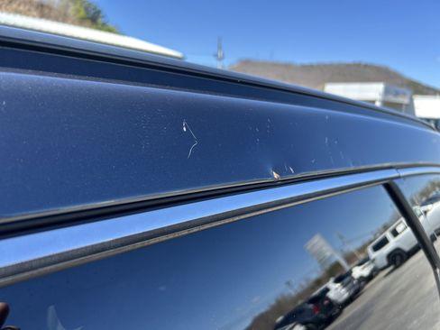 Used 2017 Hyundai Santa Fe Limited image 13