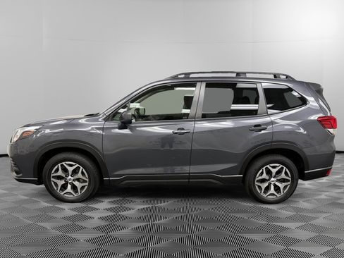 Certified 2023 Subaru Forester Premium image 2