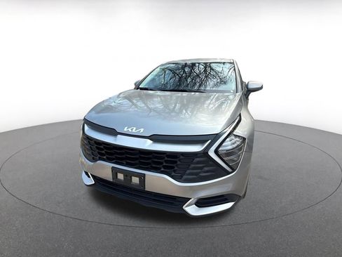 Used 2025 Kia Sportage LX image 14