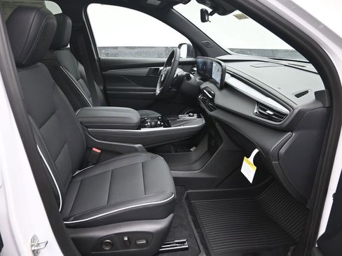 New 2026 Buick Enclave Preferred w/ Power Package AWD/4WD image 9