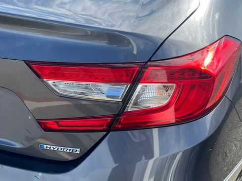 Used 2021 Honda Accord EX image 18