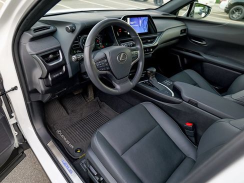 Used 2024 Lexus UX 250h F Sport AWD/4WD image 19
