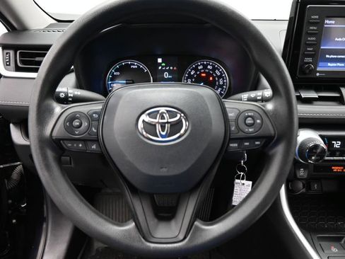Used 2022 Toyota RAV4 LE AWD/4WD image 14