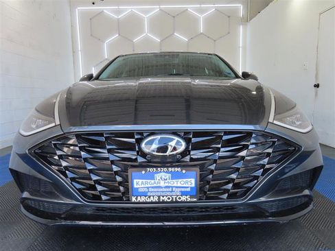 Used 2023 Hyundai Sonata SEL w/ Convenience Package FWD image 2
