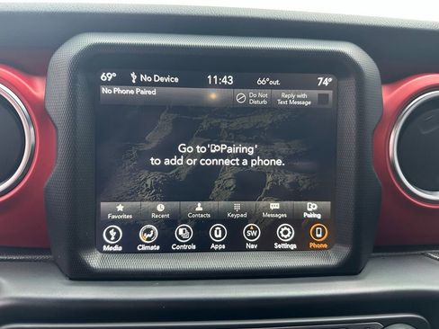 Used 2022 Jeep Wrangler Unlimited Rubicon AWD/4WD image 19