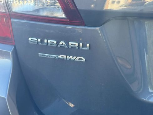 Used 2016 Subaru Outback 2.5i Limited AWD/4WD image 10