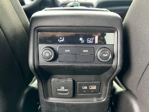 Used 2021 GMC Acadia SLE w/ Driver Convenience Package image 40