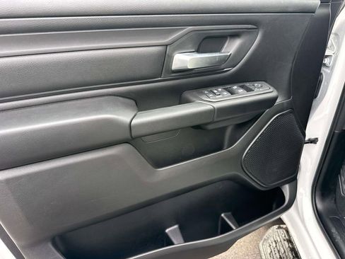New 2026 RAM 1500 Express AWD/4WD image 19