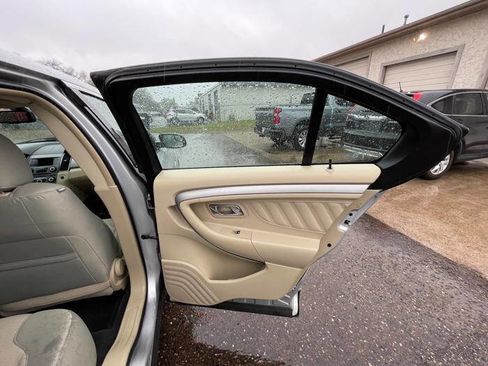 Used 2014 Ford Taurus SEL AWD/4WD image 28