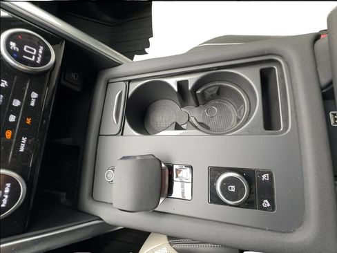 Used 2023 Land Rover Discovery HSE R-Dynamic AWD/4WD image 48