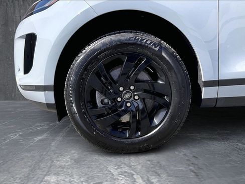 Certified 2025 Land Rover Range Rover Evoque S AWD/4WD image 34
