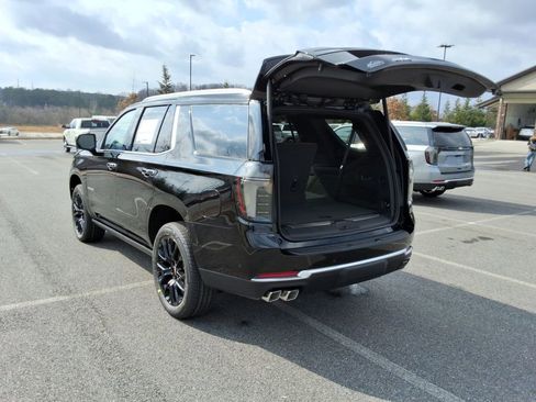 New 2026 Chevrolet Tahoe High Country AWD/4WD image 17