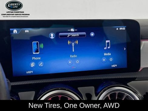 Used 2025 Mercedes-Benz CLA 250 4MATIC image 14