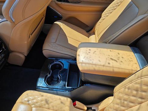 Certified 2022 Jeep Grand Cherokee L Summit image 36