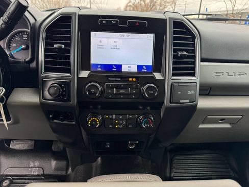 Used 2022 Ford F350 XLT image 22