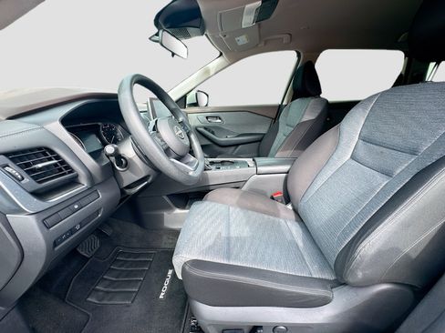 Used 2023 Nissan Rogue SV FWD image 20