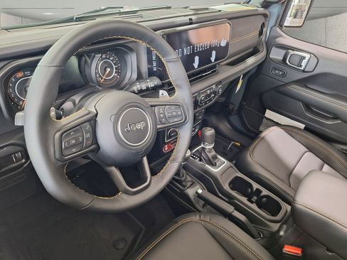 New 2025 Jeep Wrangler Unlimited Rubicon 392 image 9