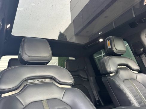 Used 2023 Rivian R1T Adventure AWD/4WD image 16
