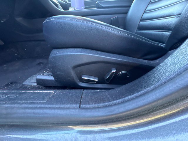 Used 2020 Ford Fusion SEL FWD image 9