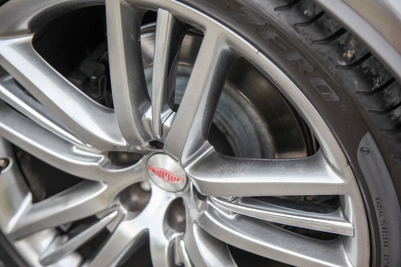 Used 2009 Jaguar XKR R RWD image 48