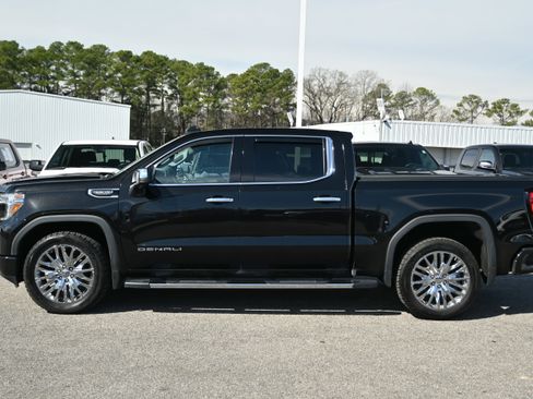 Used 2021 GMC Sierra 1500 Denali w/ Driver Alert Package II image 9