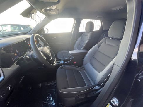 Used 2025 Chevrolet TrailBlazer LT image 34