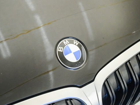 Certified 2023 BMW 330i Sedan w/ Convenience Package RWD image 8