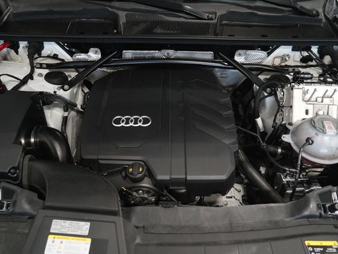 Used 2024 Audi Q5 2.0T Premium AWD/4WD image 29