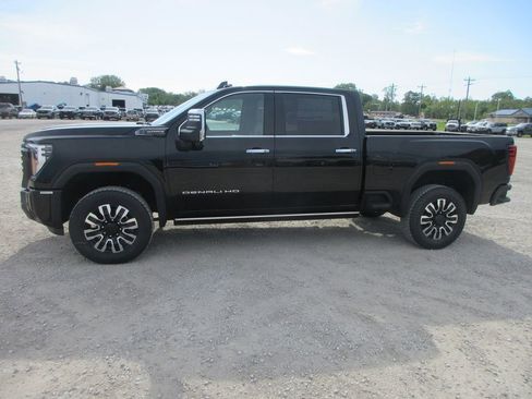 New 2026 GMC Sierra 2500 Denali Ultimate w/ Max Trailering Package AWD/4WD image 10