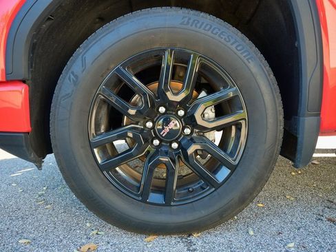 Used 2022 GMC Sierra 1500 Elevation w/ LPO, Elevation Black Package image 27