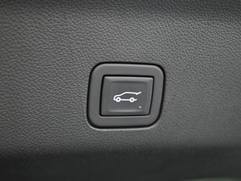 Used 2024 Chevrolet Tahoe Premier image 45