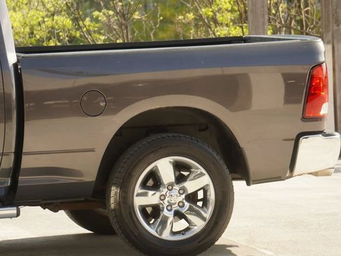 Used 2017 RAM 1500 Big Horn AWD/4WD image 24