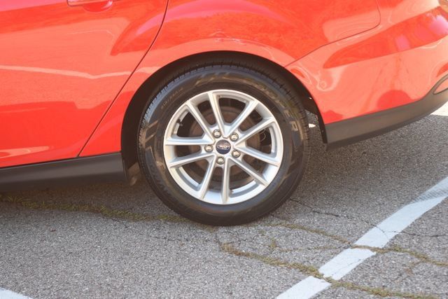 Used 2016 Ford Focus SE FWD image 26