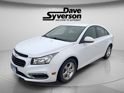 Used 2016 Chevrolet Cruze LT image 1