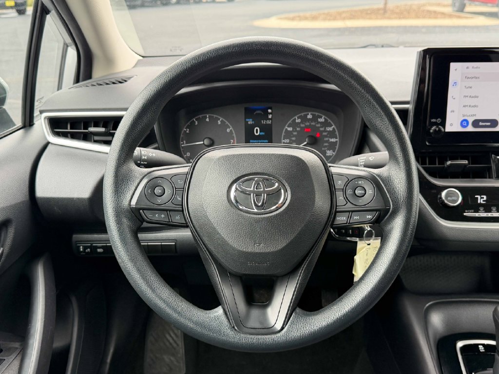 Used 2024 Toyota Corolla LE FWD image 35