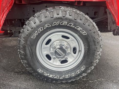 Certified 2024 Ford F250 XL w/ XL Off-Road Package image 40